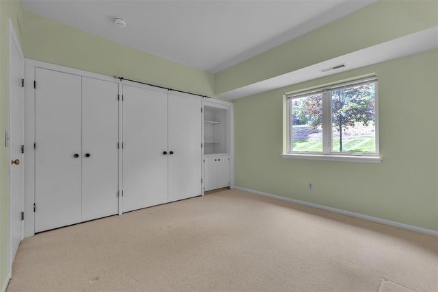 2115 Nature Cove Court 108, Ann Arbor, MI 48104