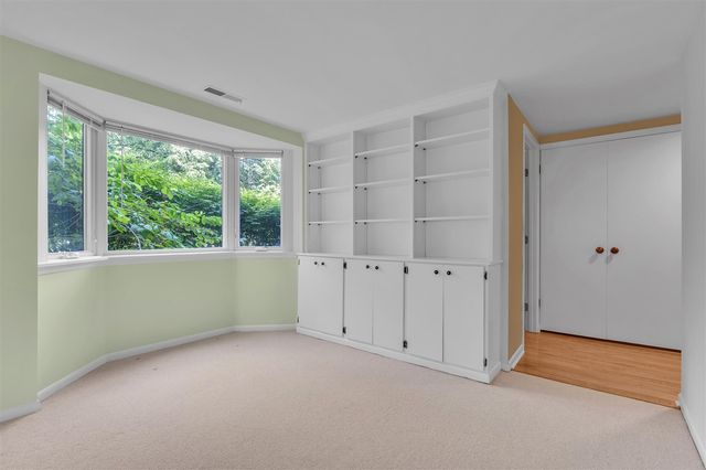 2115 Nature Cove Court 108, Ann Arbor, MI 48104