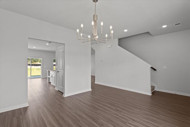 210 NW Shingle Oak Garden, Aiken, SC 29801