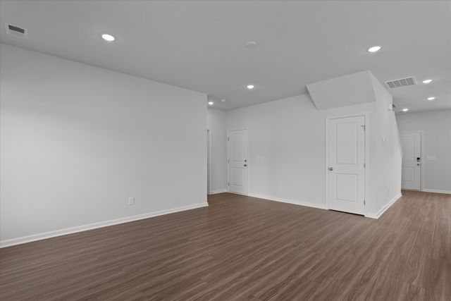 210 NW Shingle Oak Garden, Aiken, SC 29801