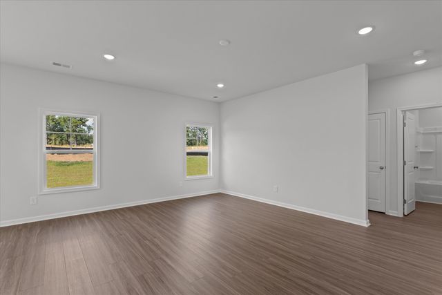 210 NW Shingle Oak Garden, Aiken, SC 29801