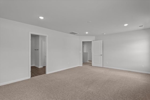 210 NW Shingle Oak Garden, Aiken, SC 29801