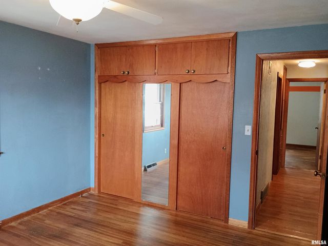 204 JAY Street, East Peoria, IL 61611