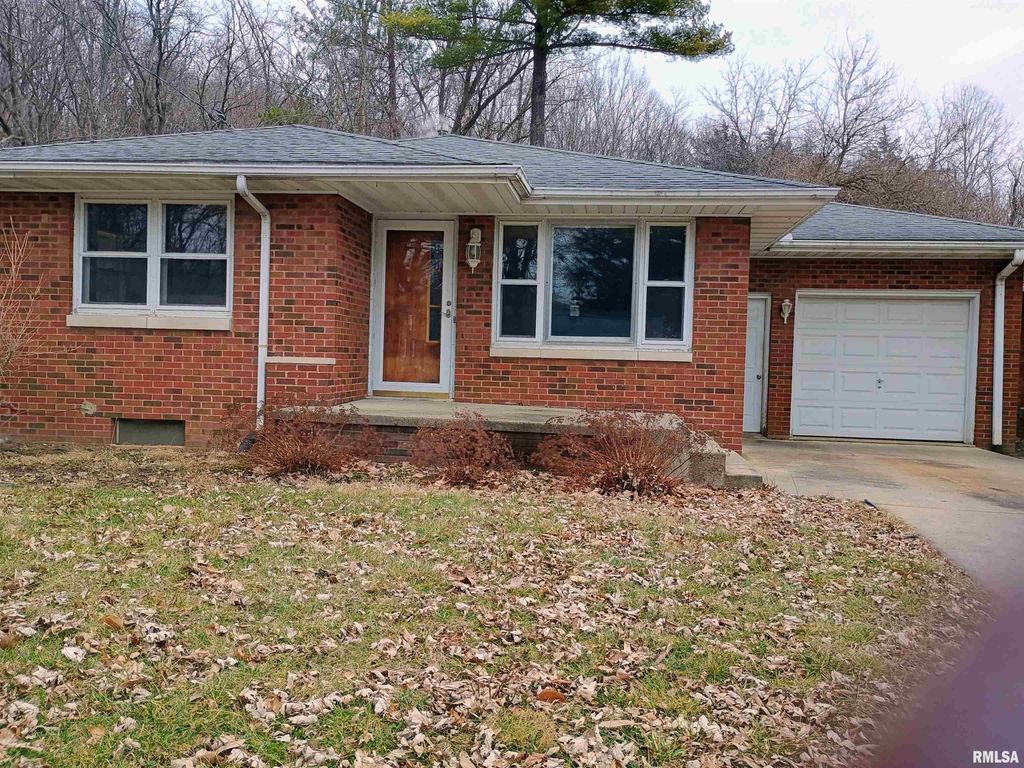 204 JAY Street, East Peoria, IL 61611