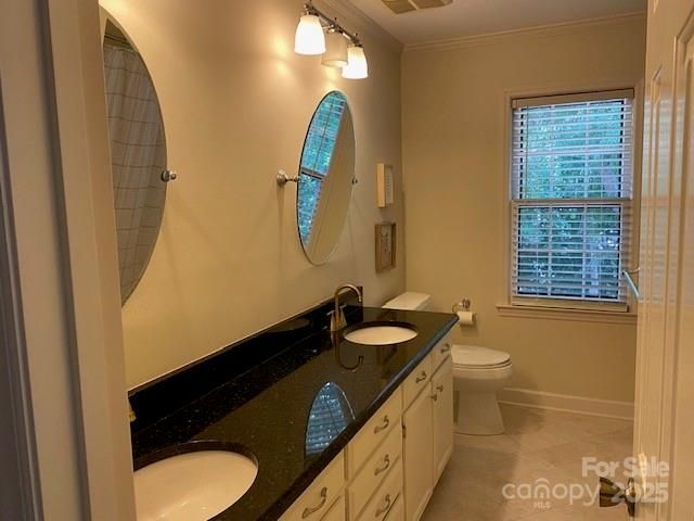 6632 Summer Darby Lane, Charlotte, NC 28270
