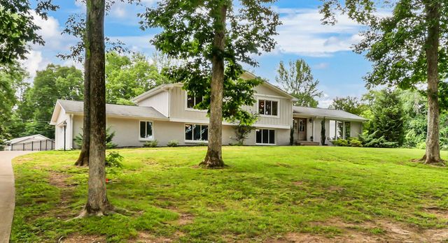 1433 Keesee Rd, Clarksville, TN 37040