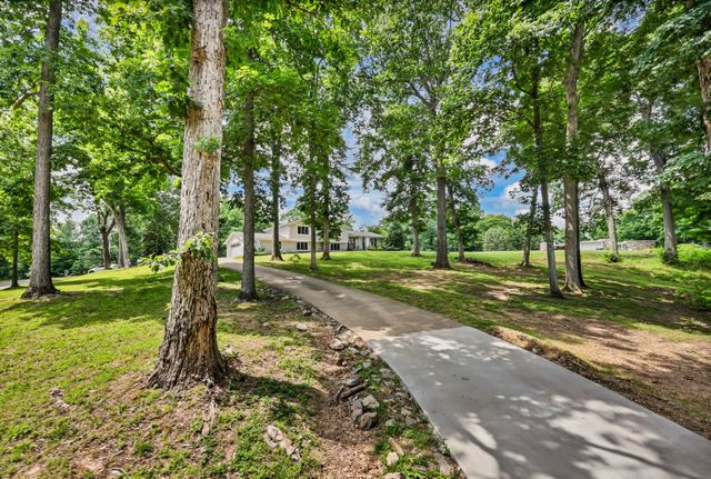 1433 Keesee Rd, Clarksville, TN 37040