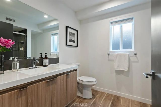 13538 Vanowen Street 4, Valley Glen, CA 91405