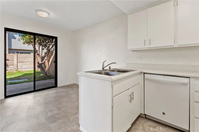 1700 Lynne Drive 17, Santa Maria, CA 93454