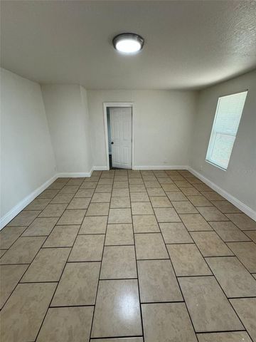 3866 12TH AVENUE S, St Petersburg, FL 33711