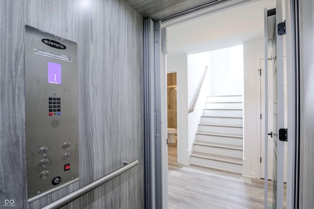 15437 Mystic Rock Drive, Carmel, IN 46033