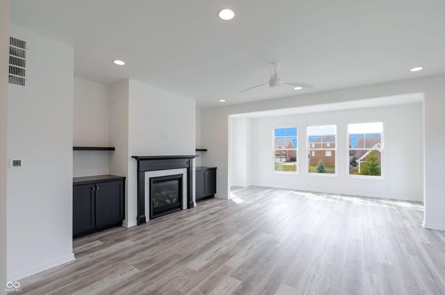 15437 Mystic Rock Drive, Carmel, IN 46033