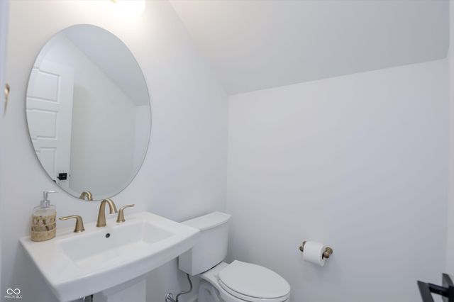 15437 Mystic Rock Drive, Carmel, IN 46033