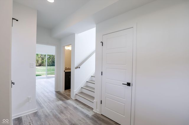 15437 Mystic Rock Drive, Carmel, IN 46033