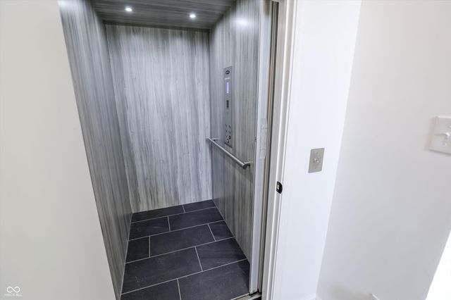 15437 Mystic Rock Drive, Carmel, IN 46033