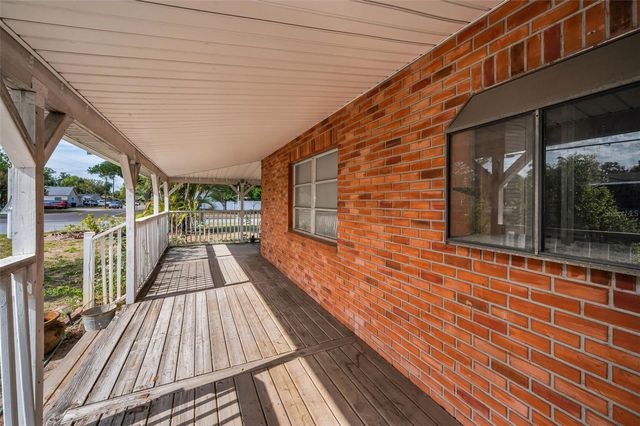 2876 30TH AVENUE N, St Petersburg, FL 33713