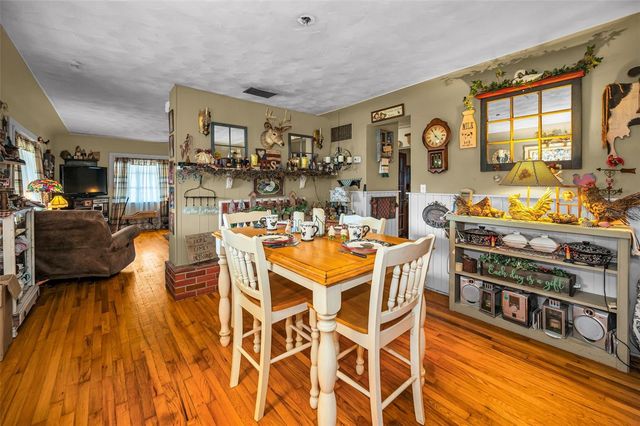 2876 30TH AVENUE N, St Petersburg, FL 33713