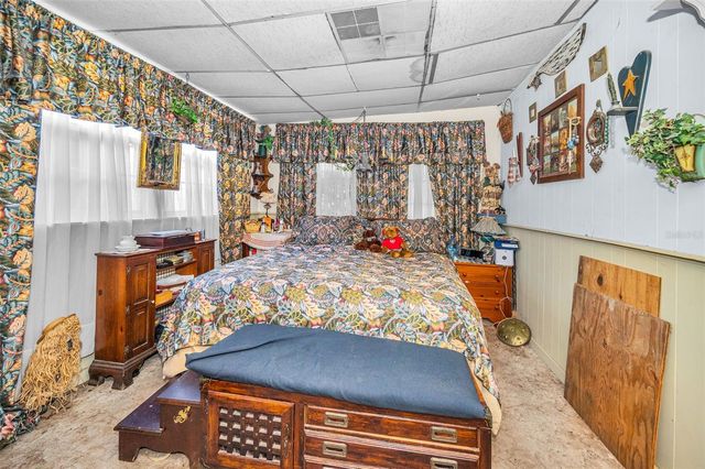 2876 30TH AVENUE N, St Petersburg, FL 33713