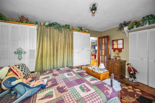 2876 30TH AVENUE N, St Petersburg, FL 33713