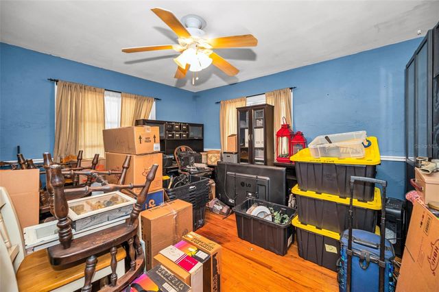 2876 30TH AVENUE N, St Petersburg, FL 33713