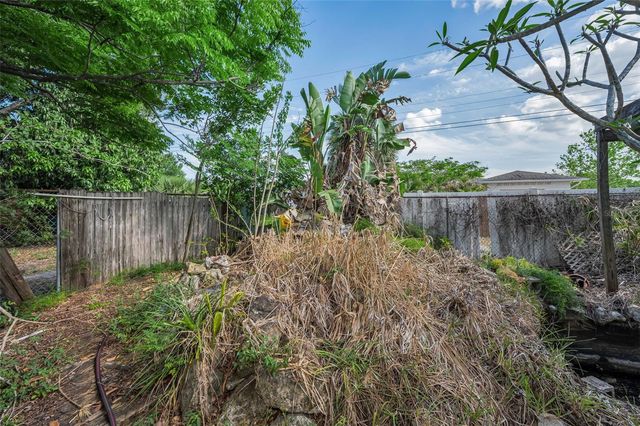 2876 30TH AVENUE N, St Petersburg, FL 33713