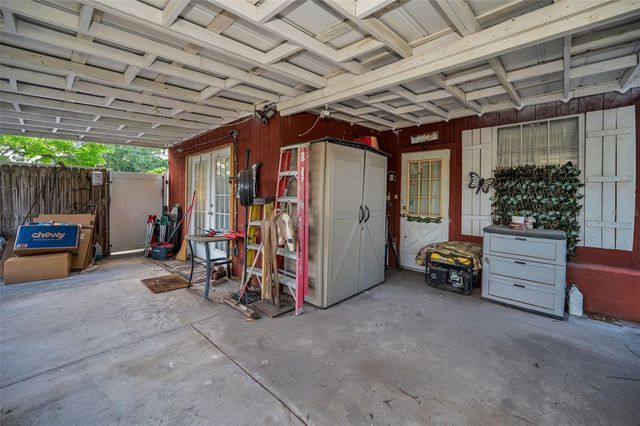 2876 30TH AVENUE N, St Petersburg, FL 33713