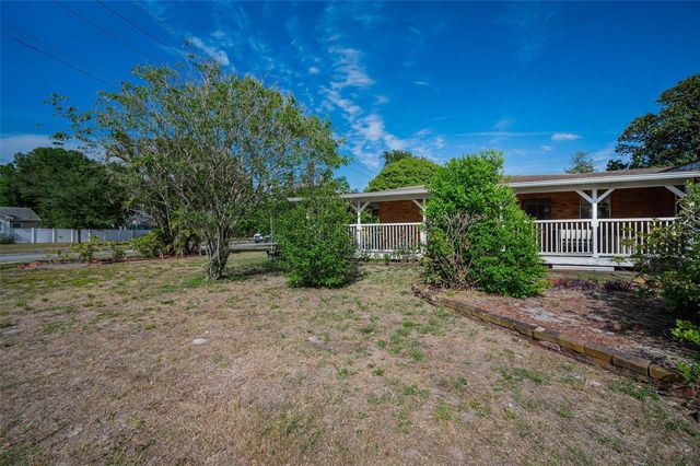 2876 30TH AVENUE N, St Petersburg, FL 33713