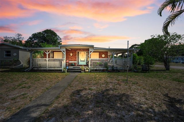 2876 30TH AVENUE N, St Petersburg, FL 33713