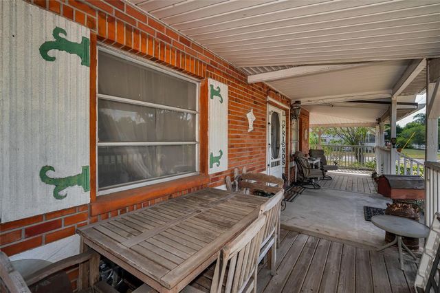 2876 30TH AVENUE N, St Petersburg, FL 33713