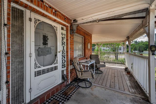 2876 30TH AVENUE N, St Petersburg, FL 33713