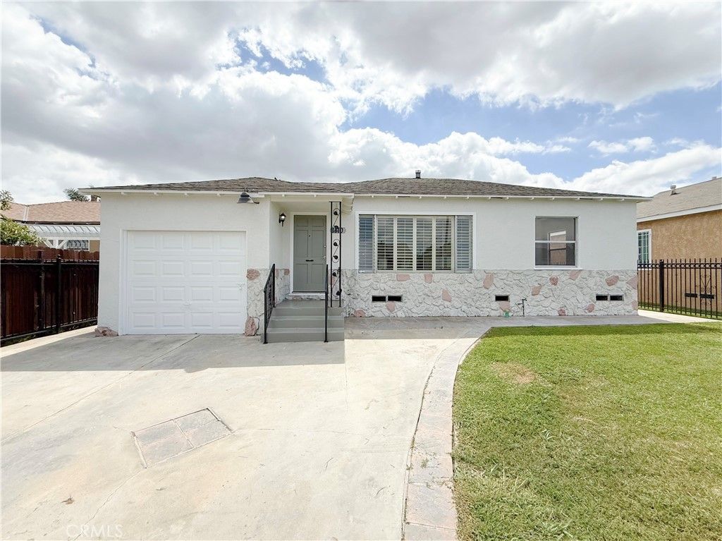 Image 1 of property listing at 1410 W School Street, Compton, CA 90220