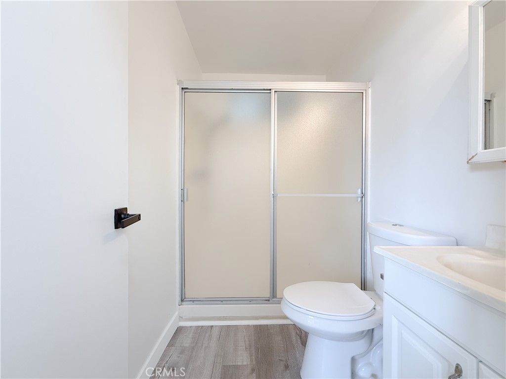 Image 27 of property listing at 1410 W School Street, Compton, CA 90220