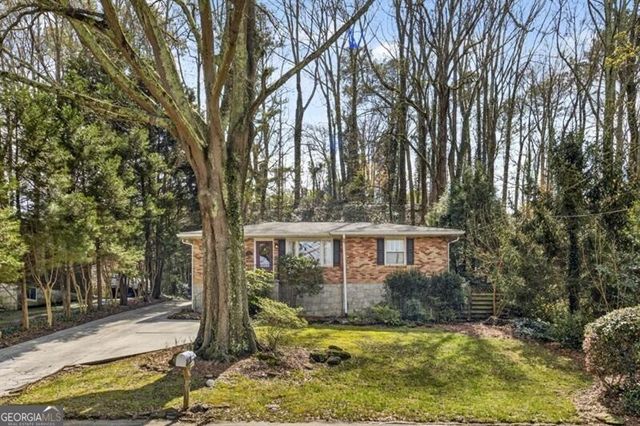 908 Scott Circle, Decatur, GA 30033