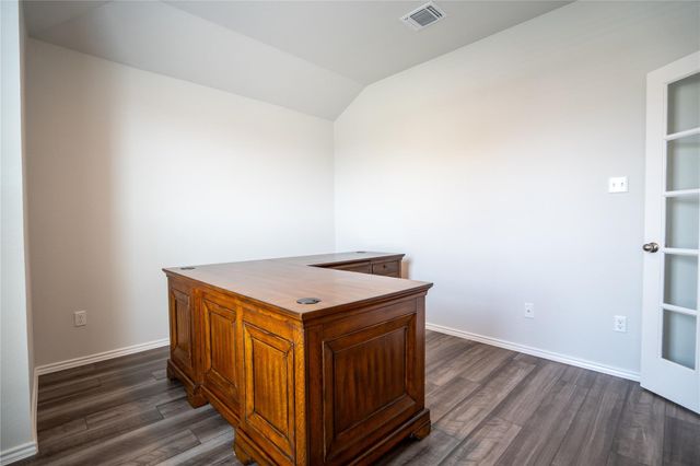 168 Onna ST, Taylor, TX 76574