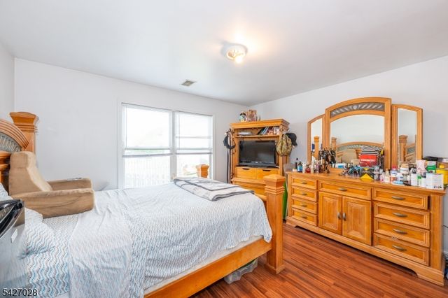 447 S 9Th St, Newark City, NJ 07103