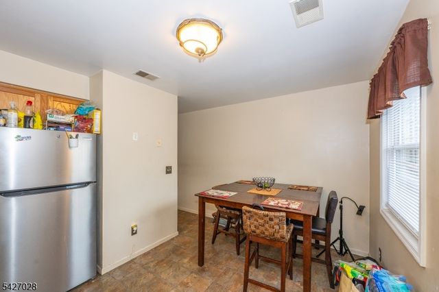 447 S 9Th St, Newark City, NJ 07103
