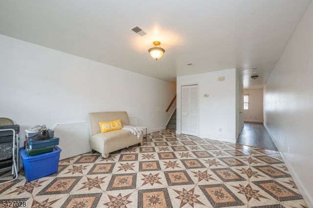 447 S 9Th St, Newark City, NJ 07103