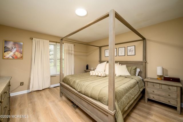 55 Malibu Drive, Eatontown, NJ 07724