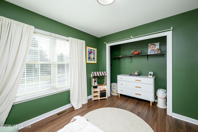 55 Malibu Drive, Eatontown, NJ 07724