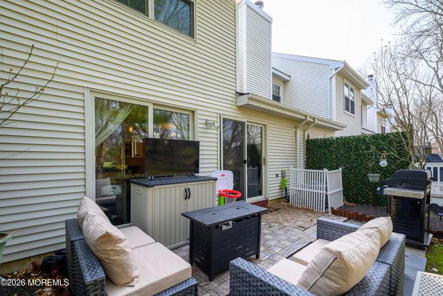 55 Malibu Drive, Eatontown, NJ 07724