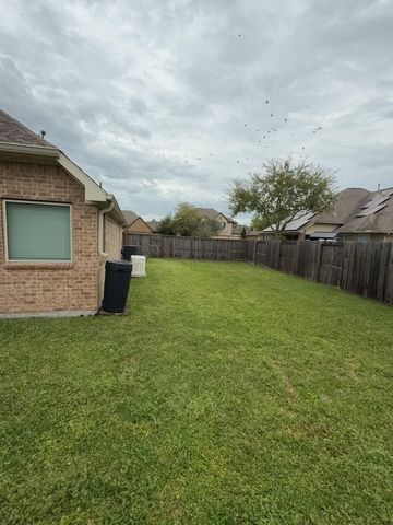 8211 Mattwood Drive, Richmond, TX 77406