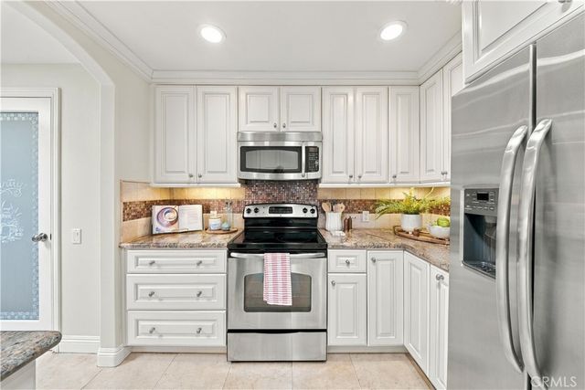 498 Avenida Sevilla C, Laguna Woods, CA 92637