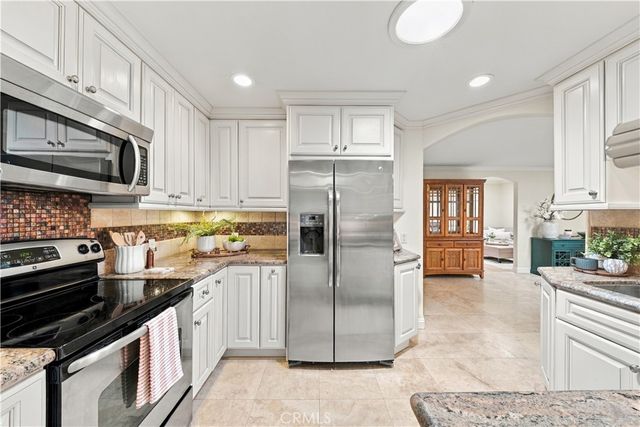 498 Avenida Sevilla C, Laguna Woods, CA 92637