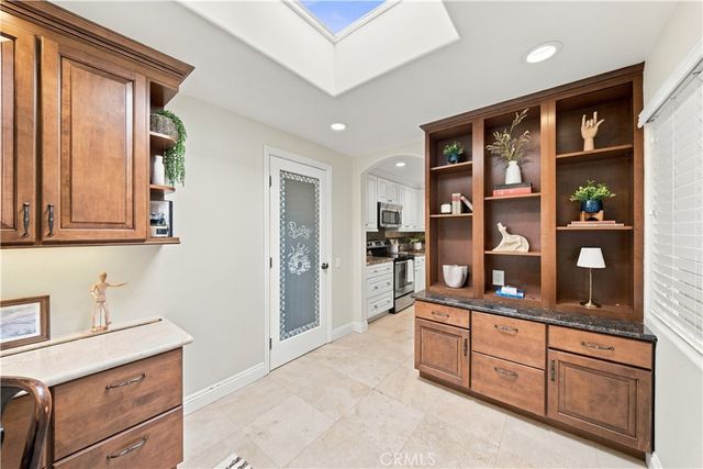 498 Avenida Sevilla C, Laguna Woods, CA 92637