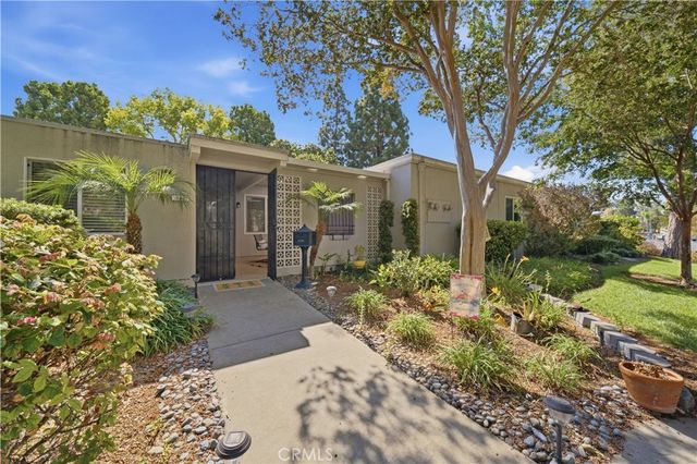 498 Avenida Sevilla C, Laguna Woods, CA 92637