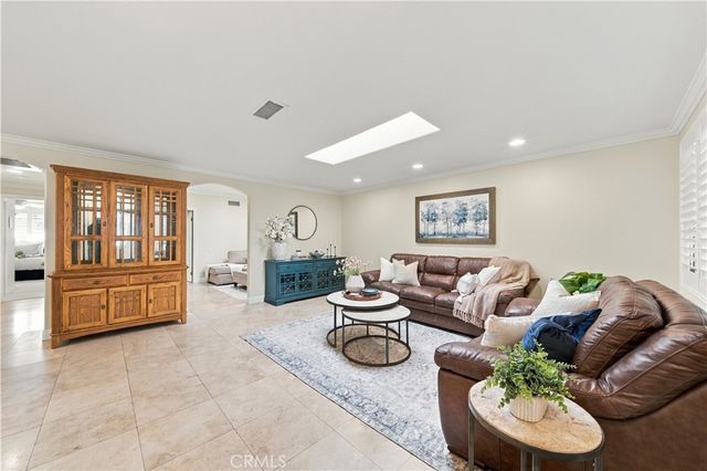 498 Avenida Sevilla C, Laguna Woods, CA 92637