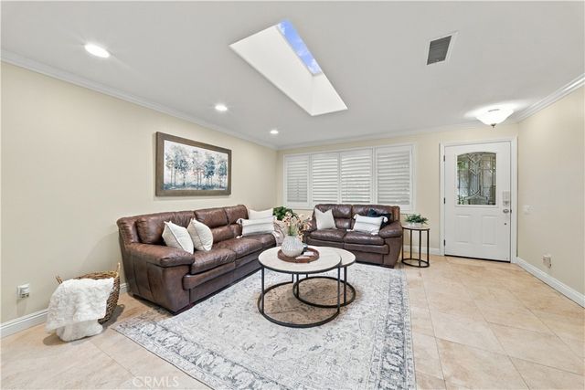 498 Avenida Sevilla C, Laguna Woods, CA 92637