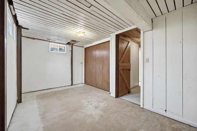 2201 15th Street S, Fargo, ND 58103