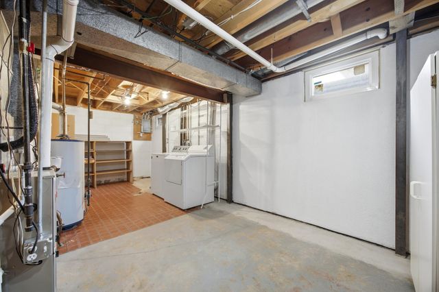 2201 15th Street S, Fargo, ND 58103