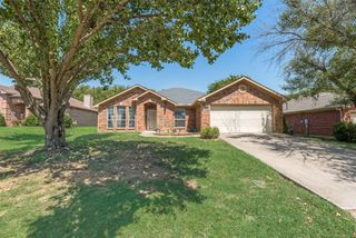 1709 Mcgarry Lane, Mansfield, TX 76063